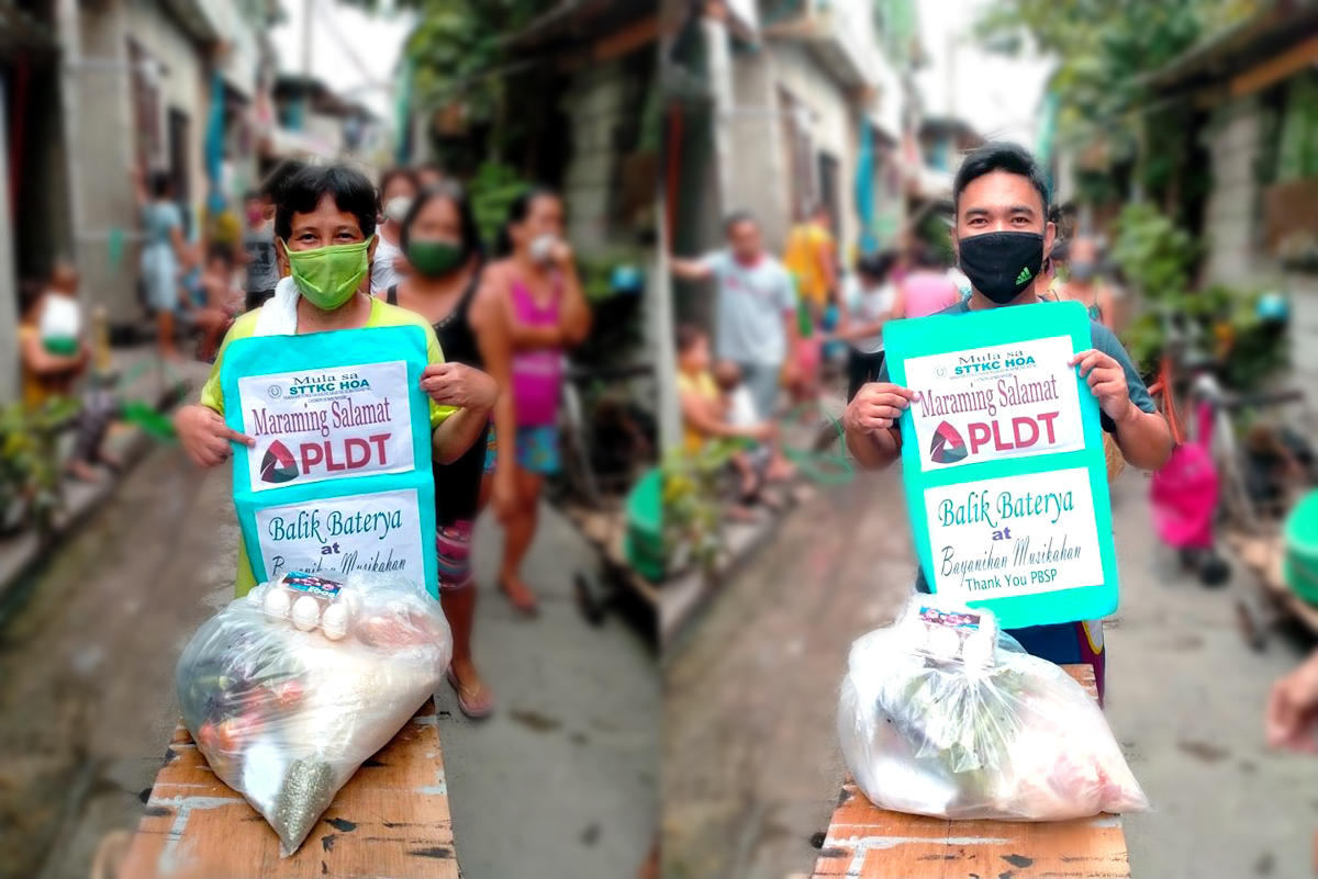 Food pack recipients in Catmon, Malabon thank PLDT and PBSP