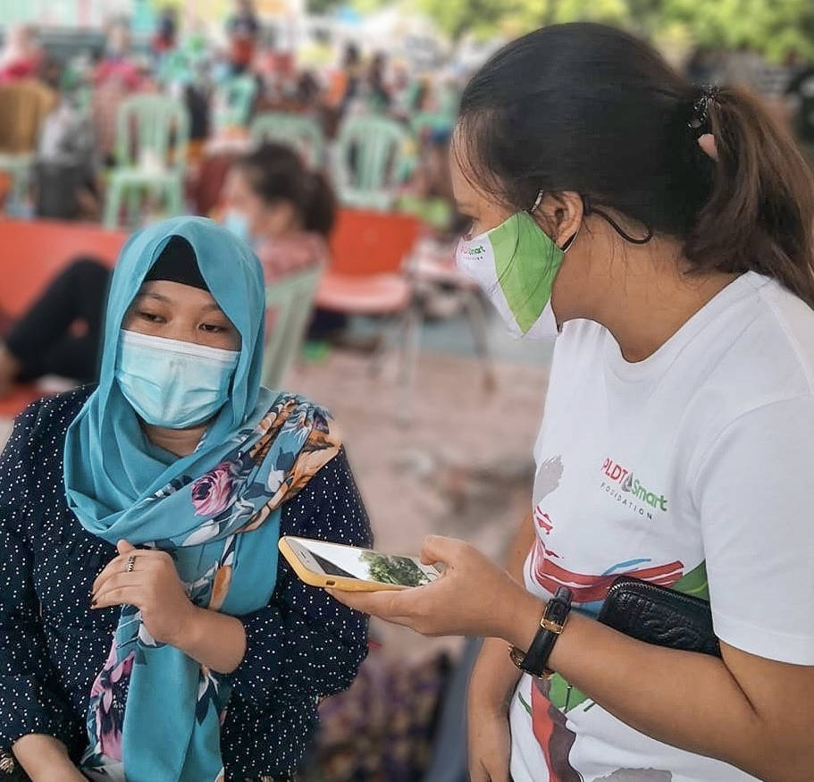 29-year-old Haira Aba is set to go back to her hometown in Maguindanao after her job application abroad did not push through due to the pandemic.