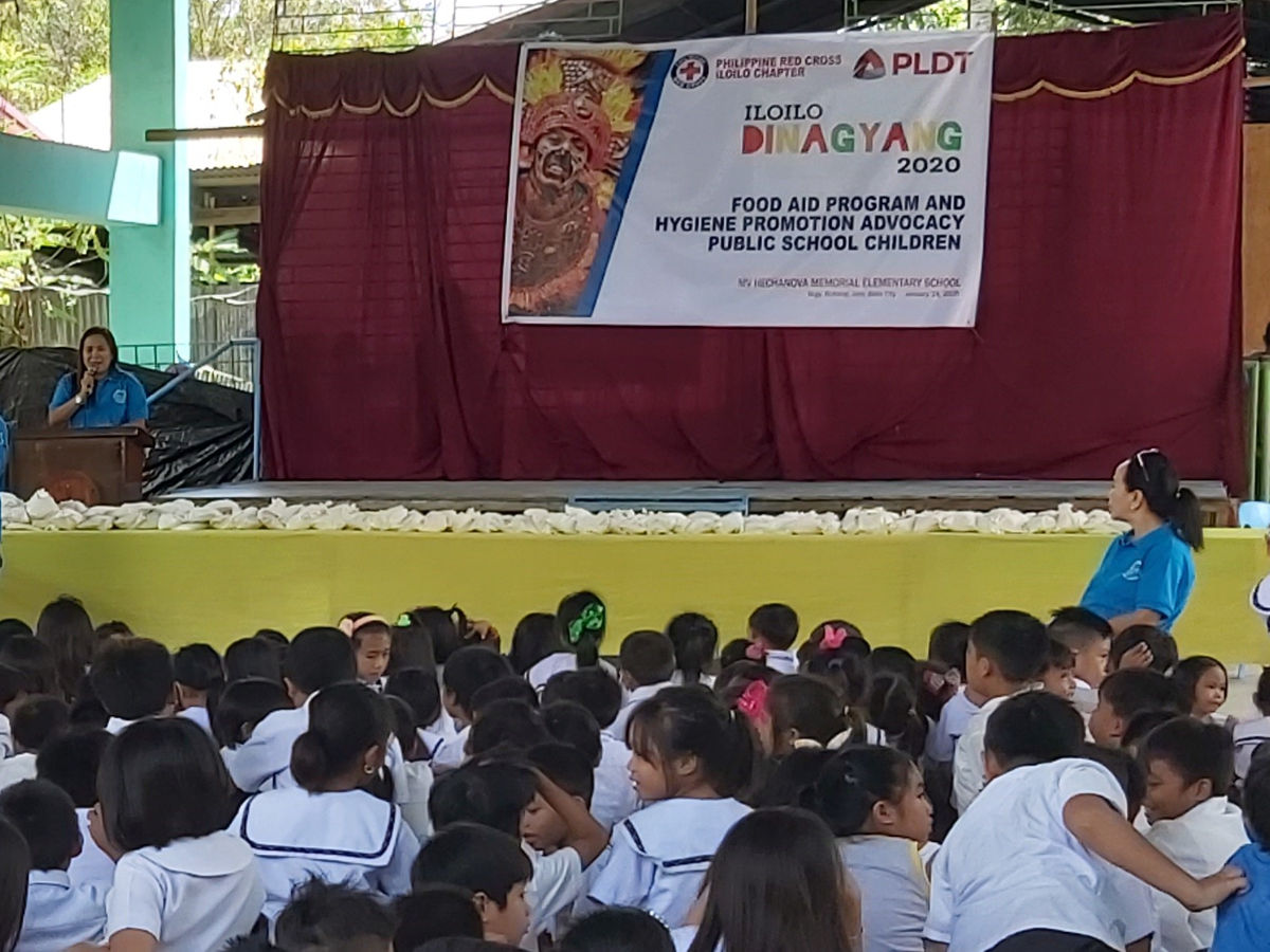 PLDT and the Philippine Red Cross Iloilo Chapter promote proper hygiene