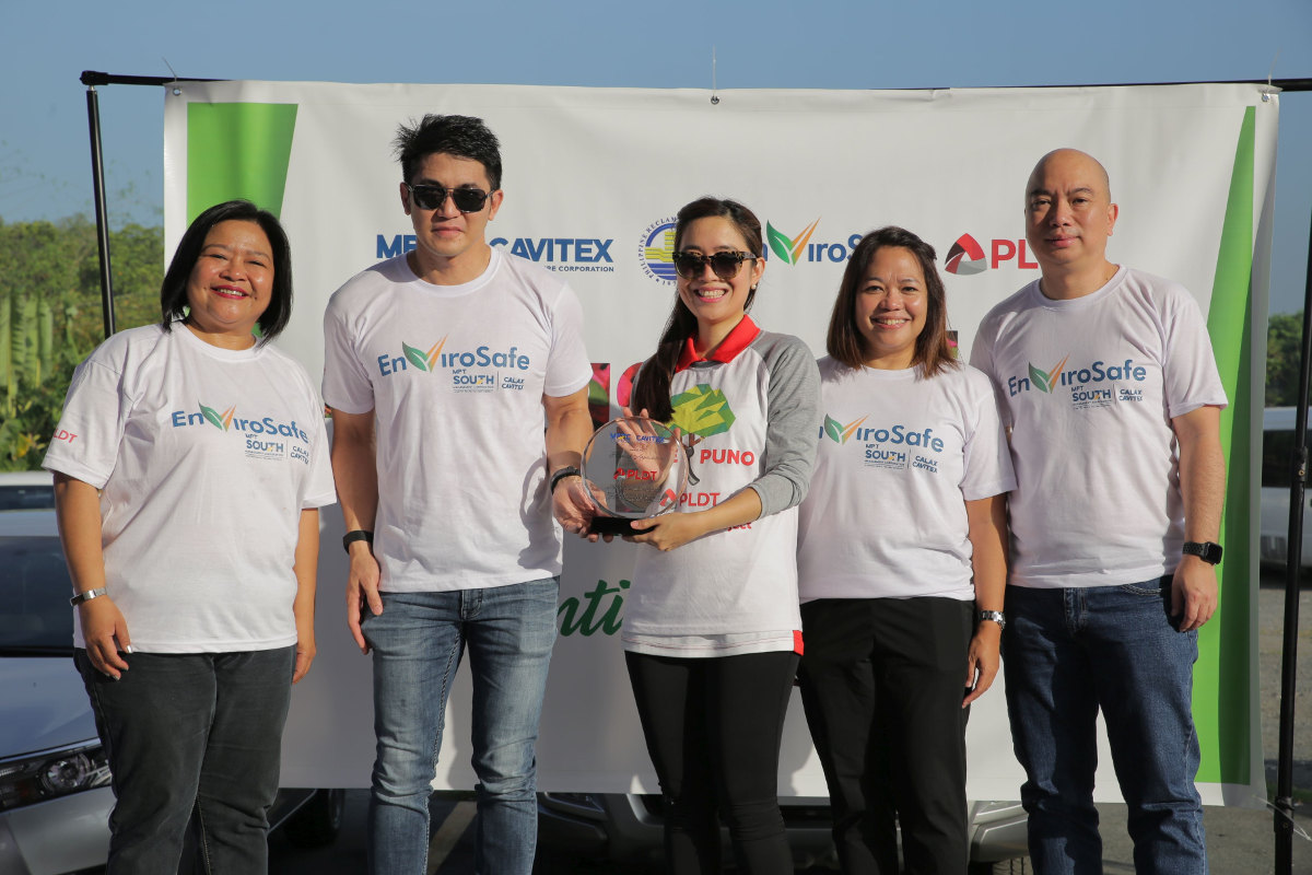 Metro Pacific Tollways (MPT) South Assistant Vice President for Communication & Stakeholder Management Maria Teresa Capistrano, MPT Corporation Group Chief Finance Officer and Cavitex Chief Operating Officer Chris Lizo, PLDT Community Relations Division Head Katherine Diaz De Rivera, MPT South Vice President for Supply Chain and Risk Management Atty. Cynthia Casiño, and MPT South Assistant Vice President for Technology Management Art Ong